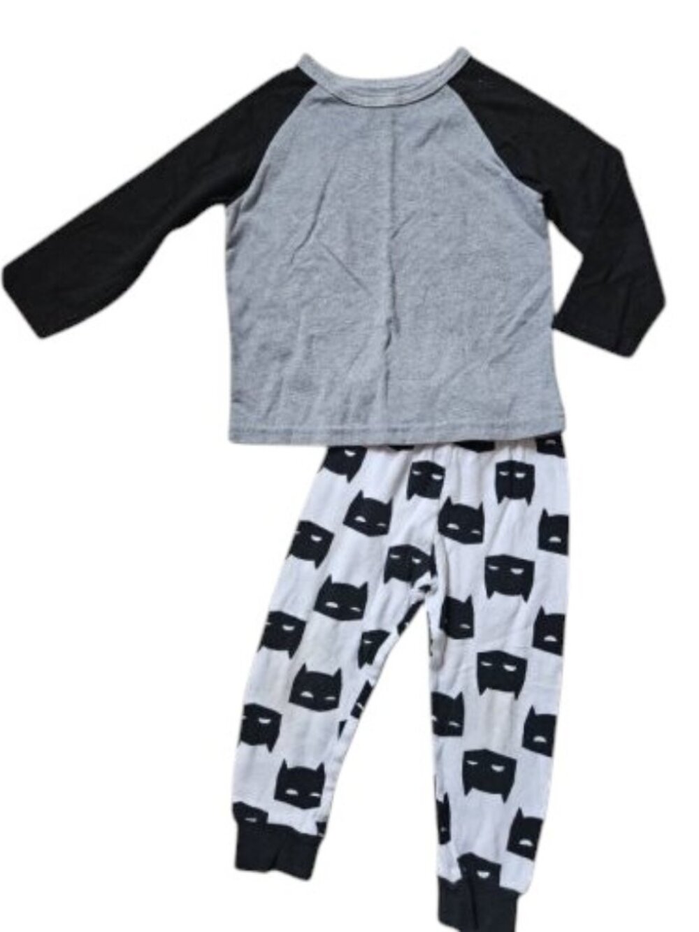 Garanimals Black and Gray Batman Long Sleeved Pajamas Boys Size 3T